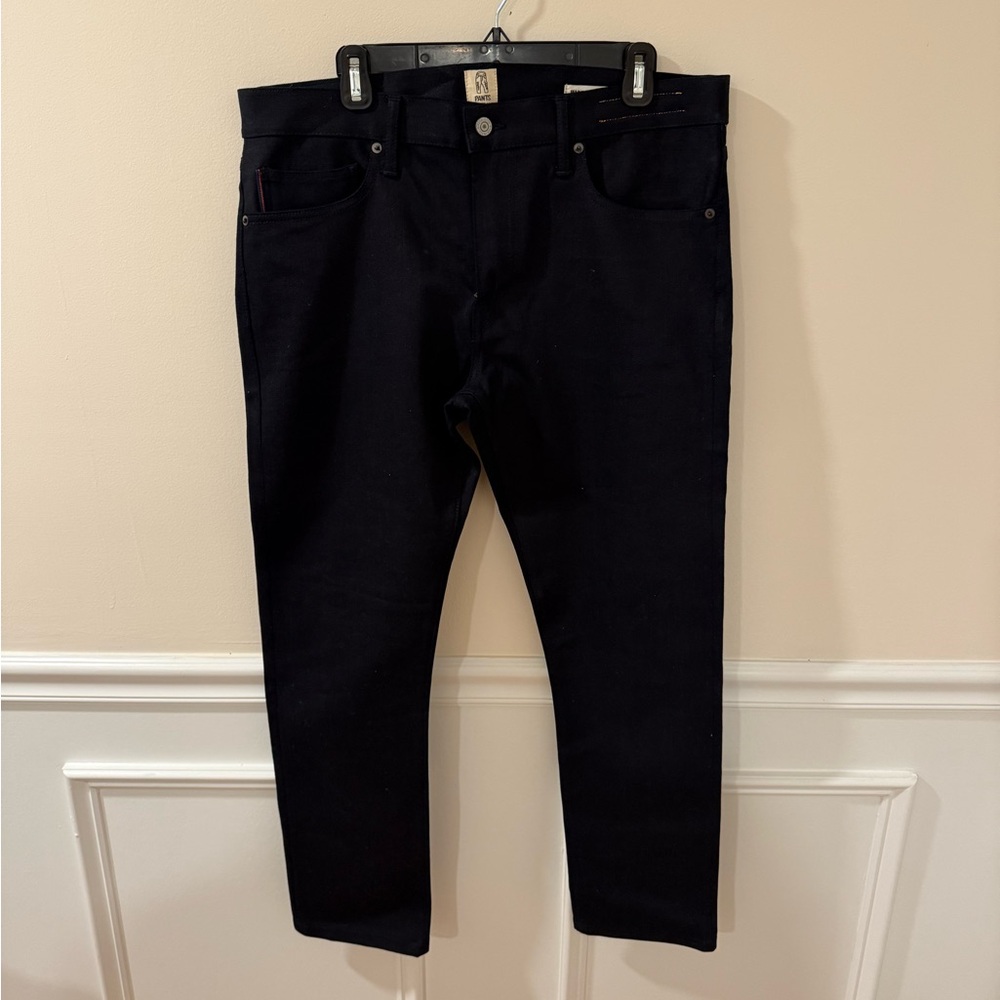 Stylish Men's Slim Black Jeans